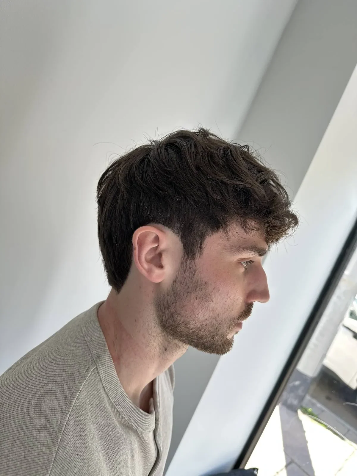 Męska fryzura wykonana w OFF CUT Barbershop w Szczecinie